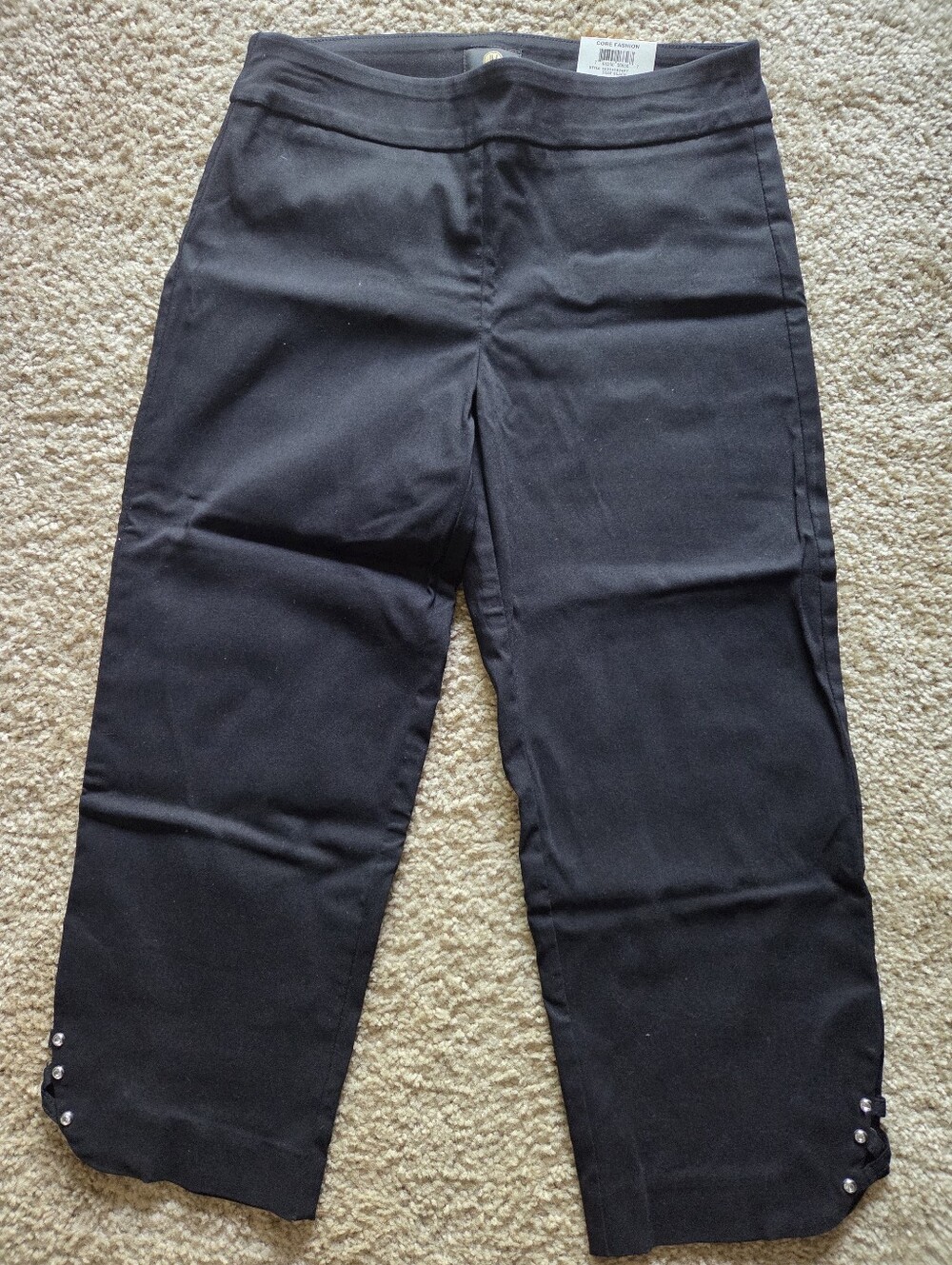 JM Collection Deep Black Pull-On Capri Pants with Embellished Hem Size S/P